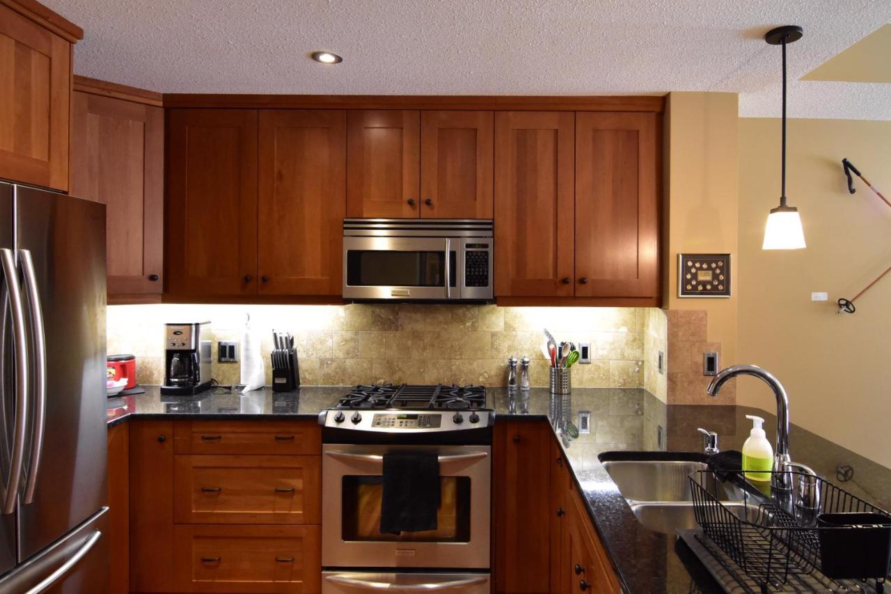 Luxurious Rundle Cliffs Lodge In Spring Creek Кенмор Екстер'єр фото